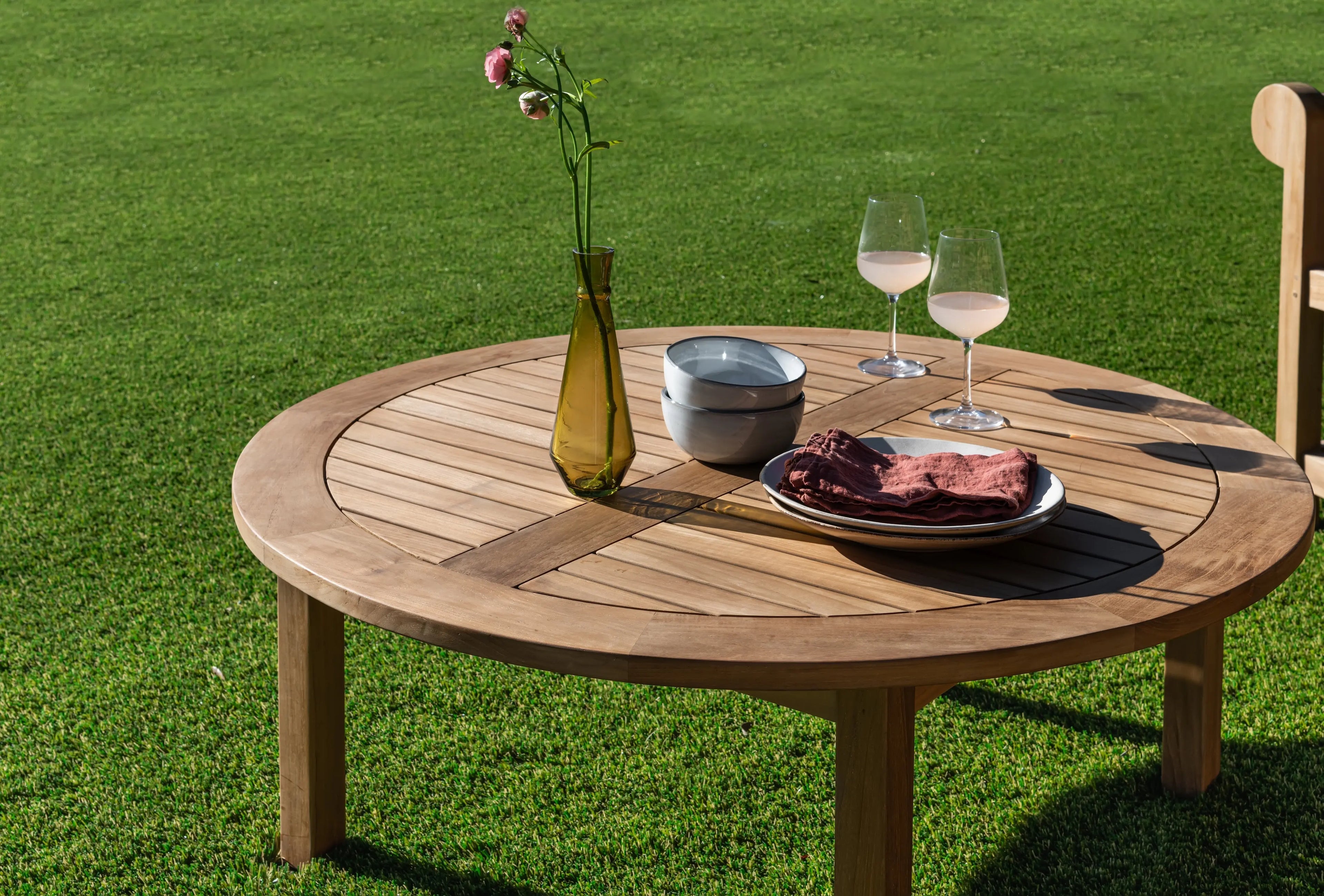 Transform Your Backyard with Essential Upgrade Pieces