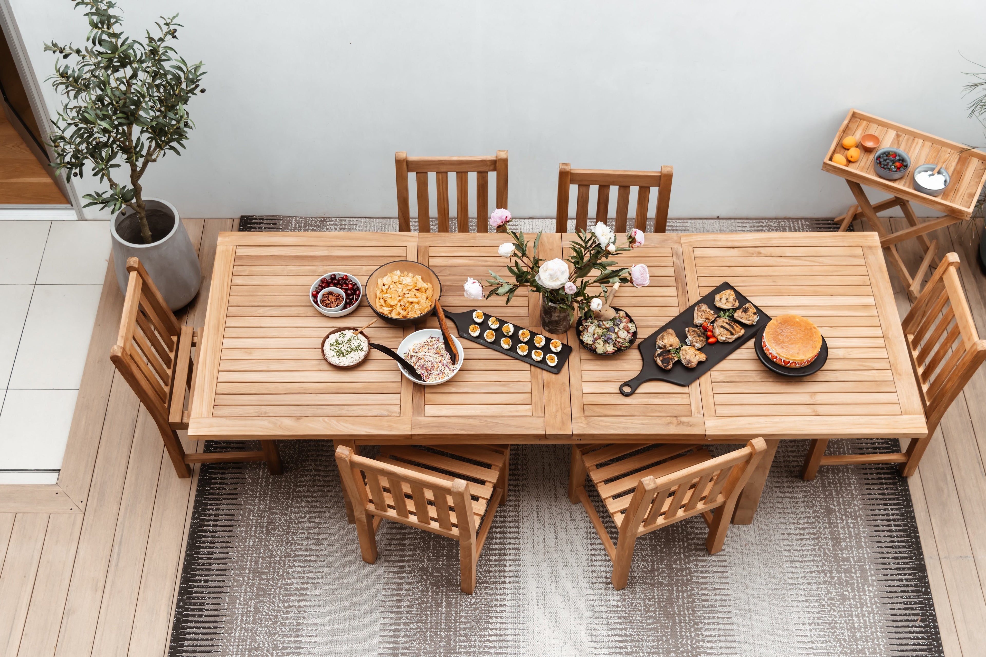 Create a Large Outdoor Dining Experience