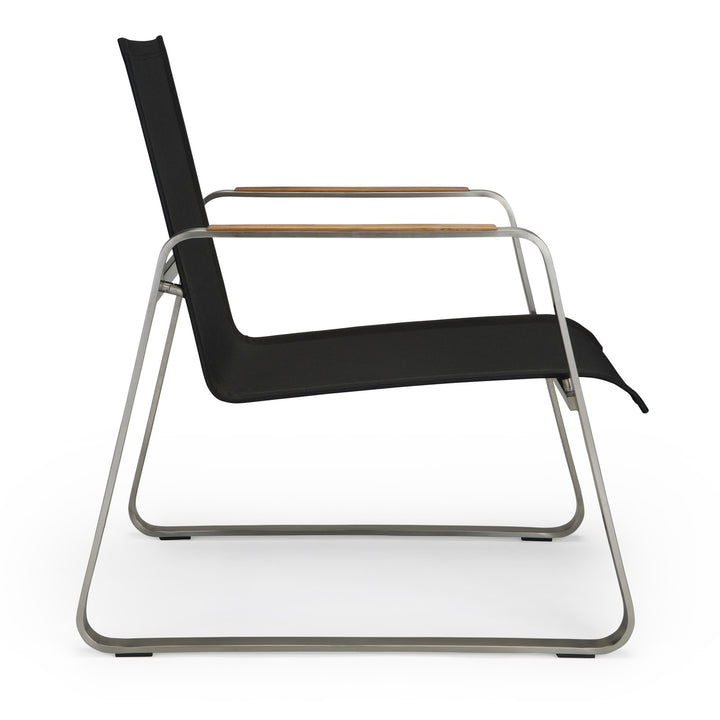 A modern black chair with a sleek metal frame and wooden armrests sits on a white background, showcasing a minimalist design.