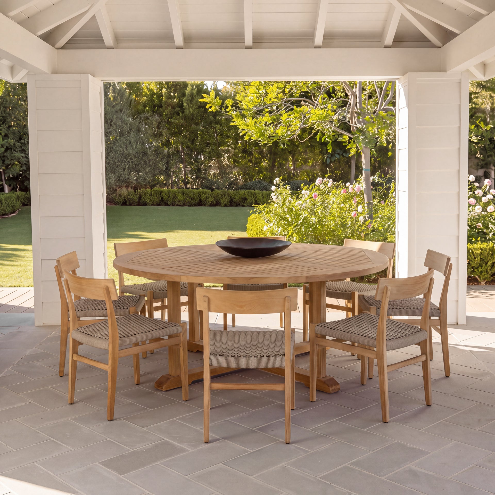 Round Outdoor Dining Table Set with Ravoli Dining Side Chair (Taupe) A-Grade Teak