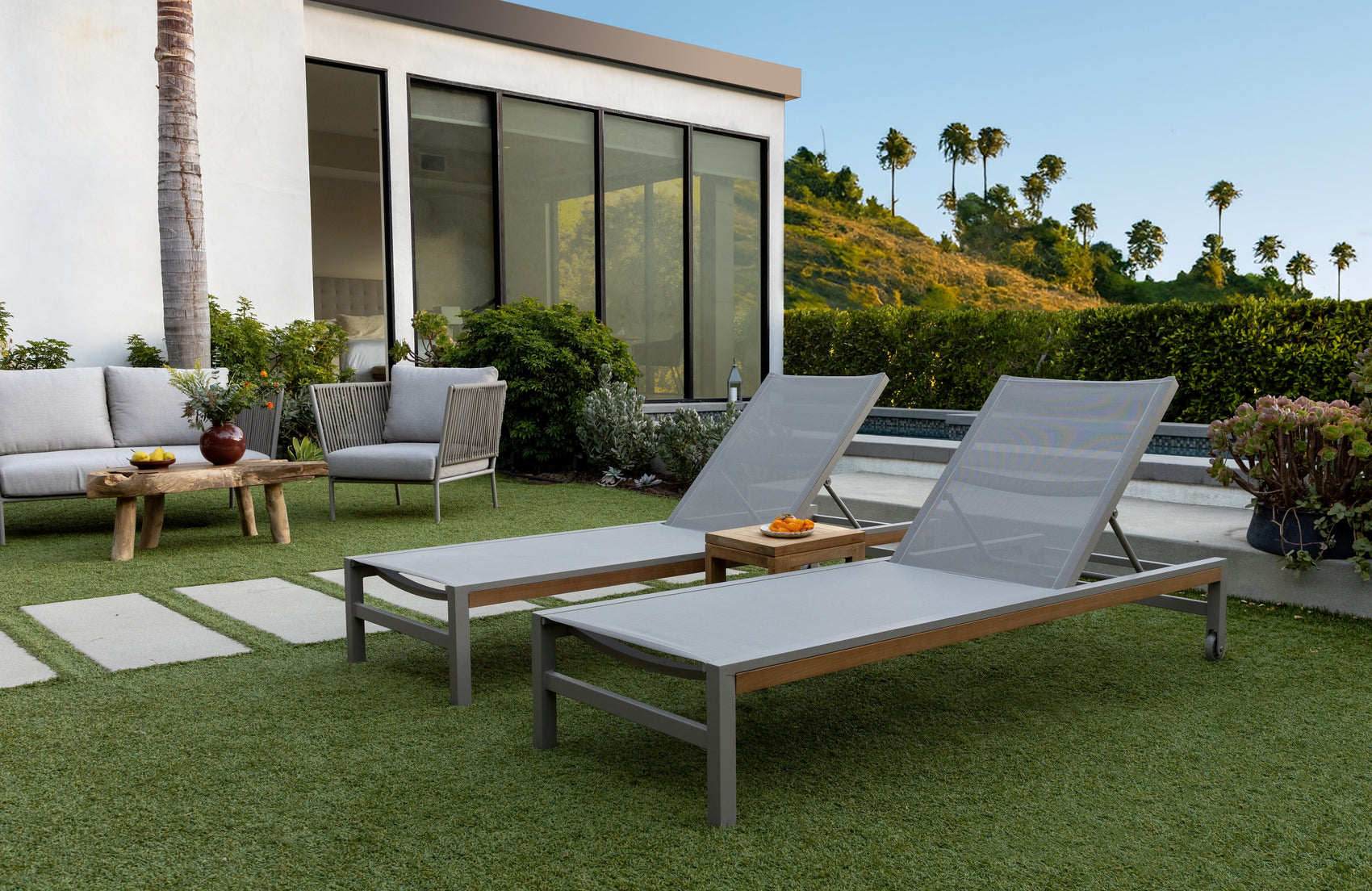 Round Teak Pedestal Table | Elegant Outdoor Dining | Teak Warehouse