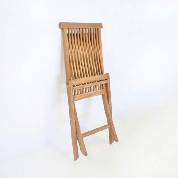 folded chair - prego-2