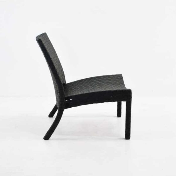 noir outdoor relaxing chair side view
