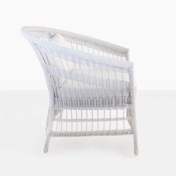 outdoor wicker relaxing chair curved white