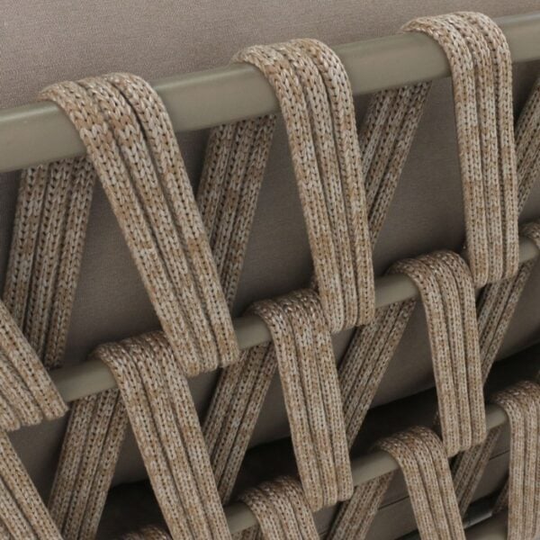 Wellington Rope Outdoor Sofa close up pic